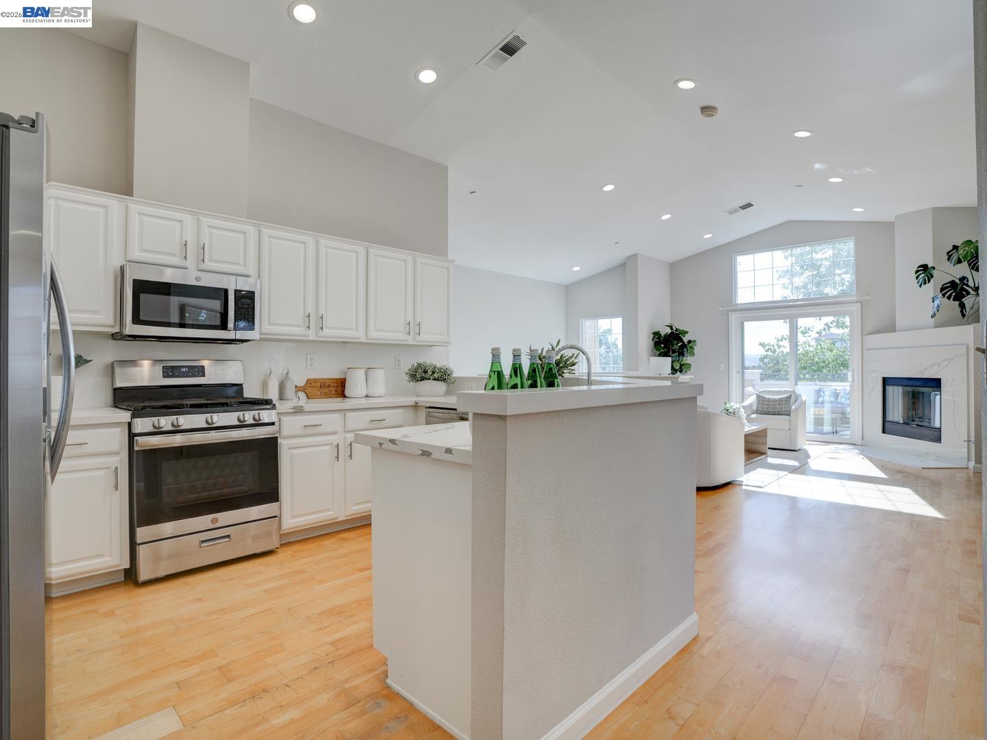 112 Camerota Way