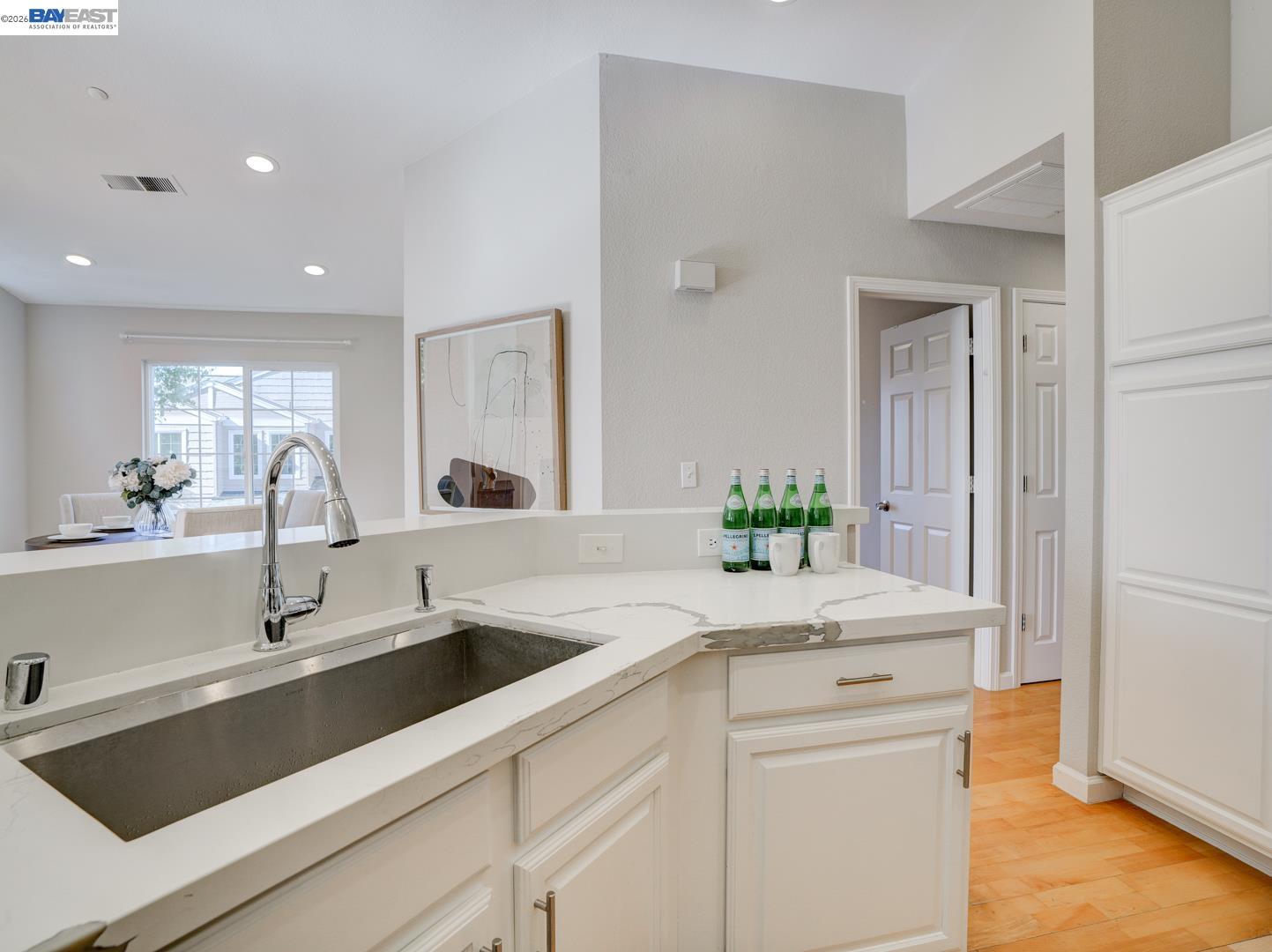 112 Camerota Way