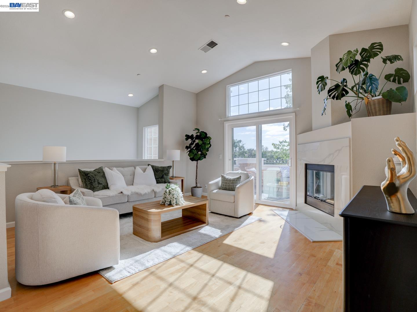 112 Camerota Way