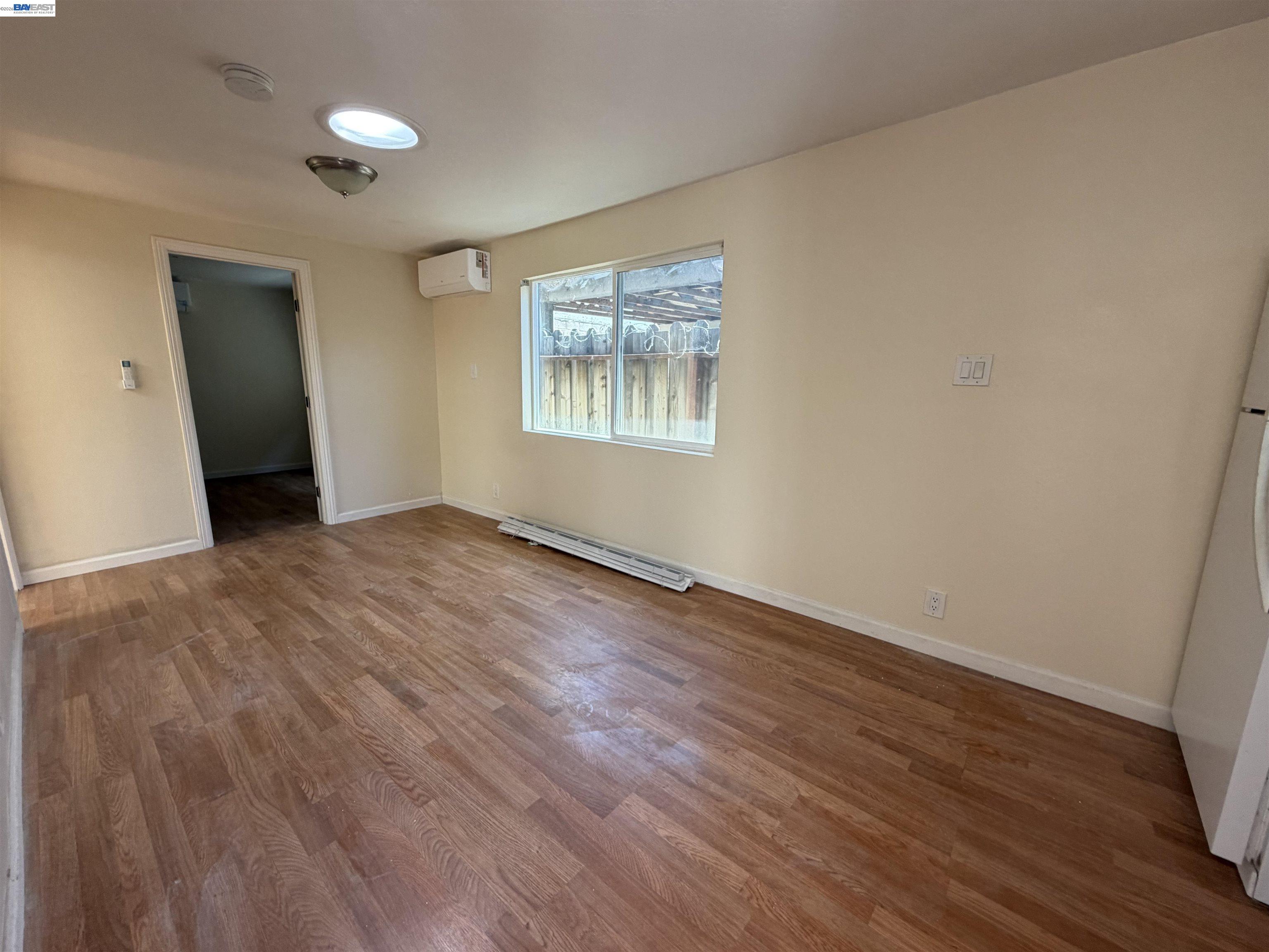 372 6TH Ave