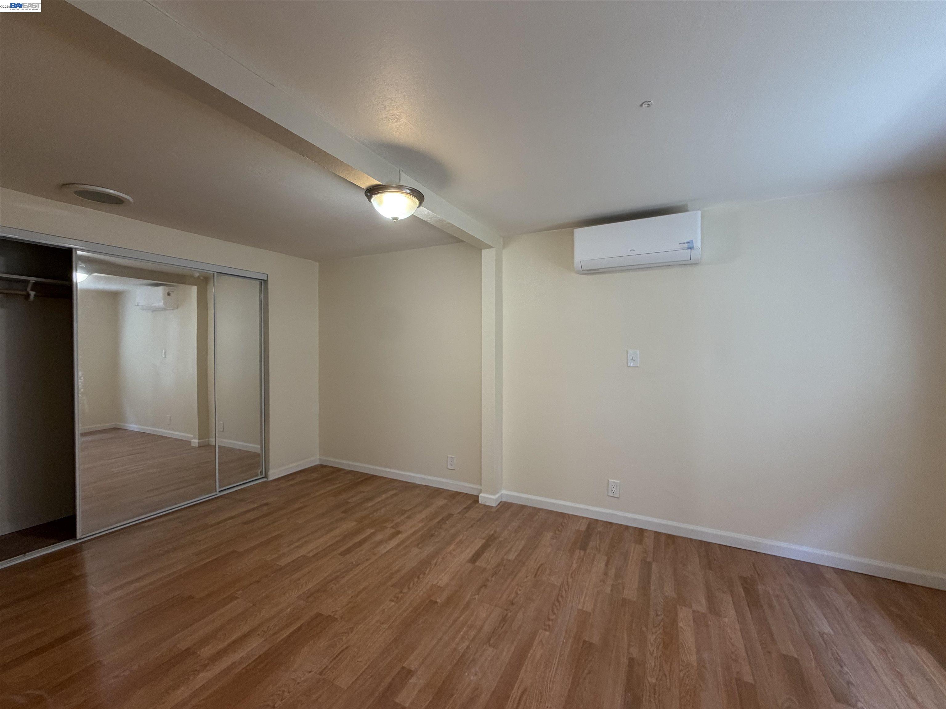 372 6TH Ave
