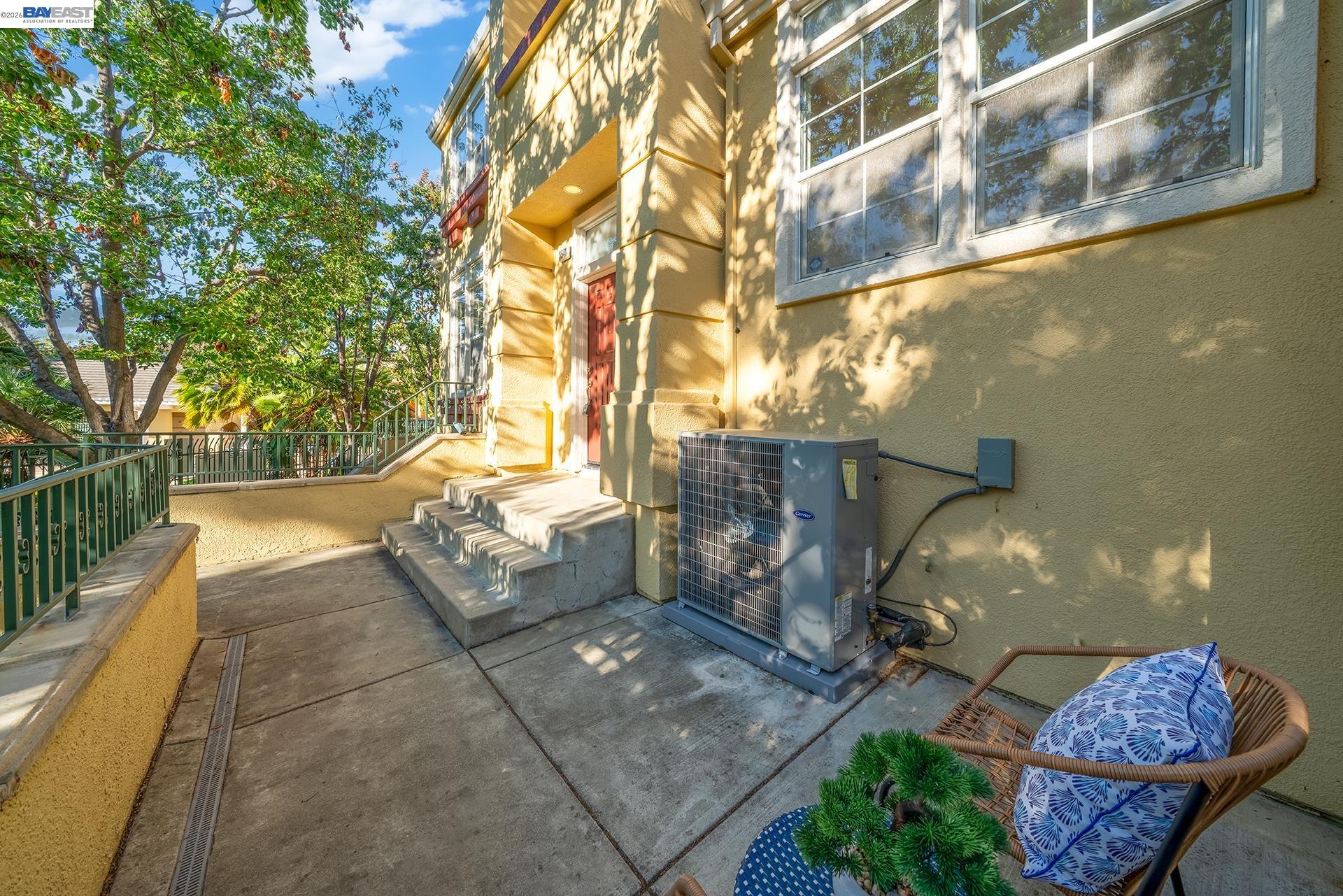 3541 Madison Common