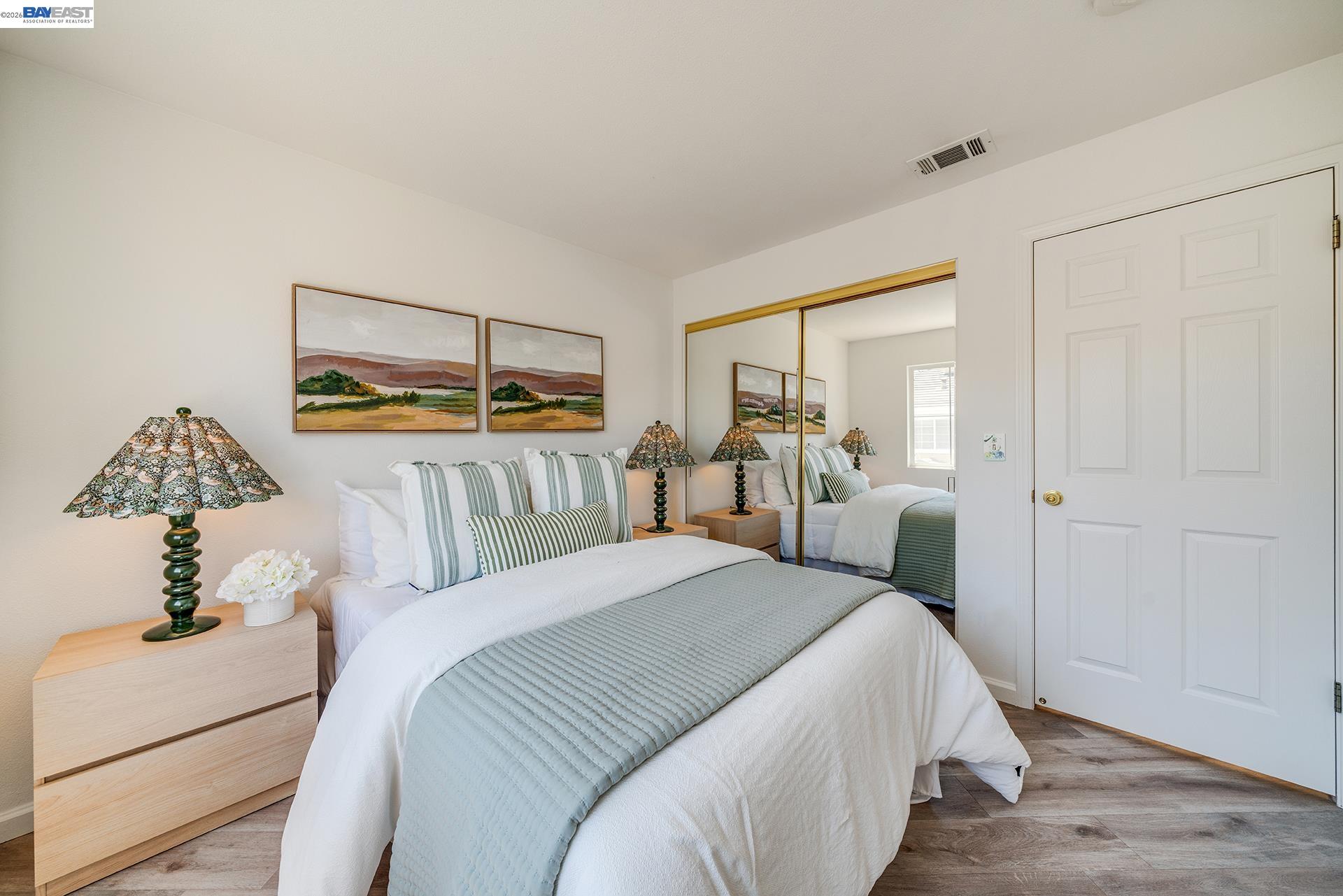 3541 Madison Common
