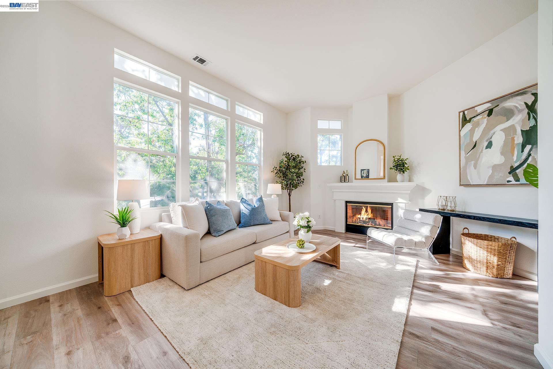3541 Madison Common