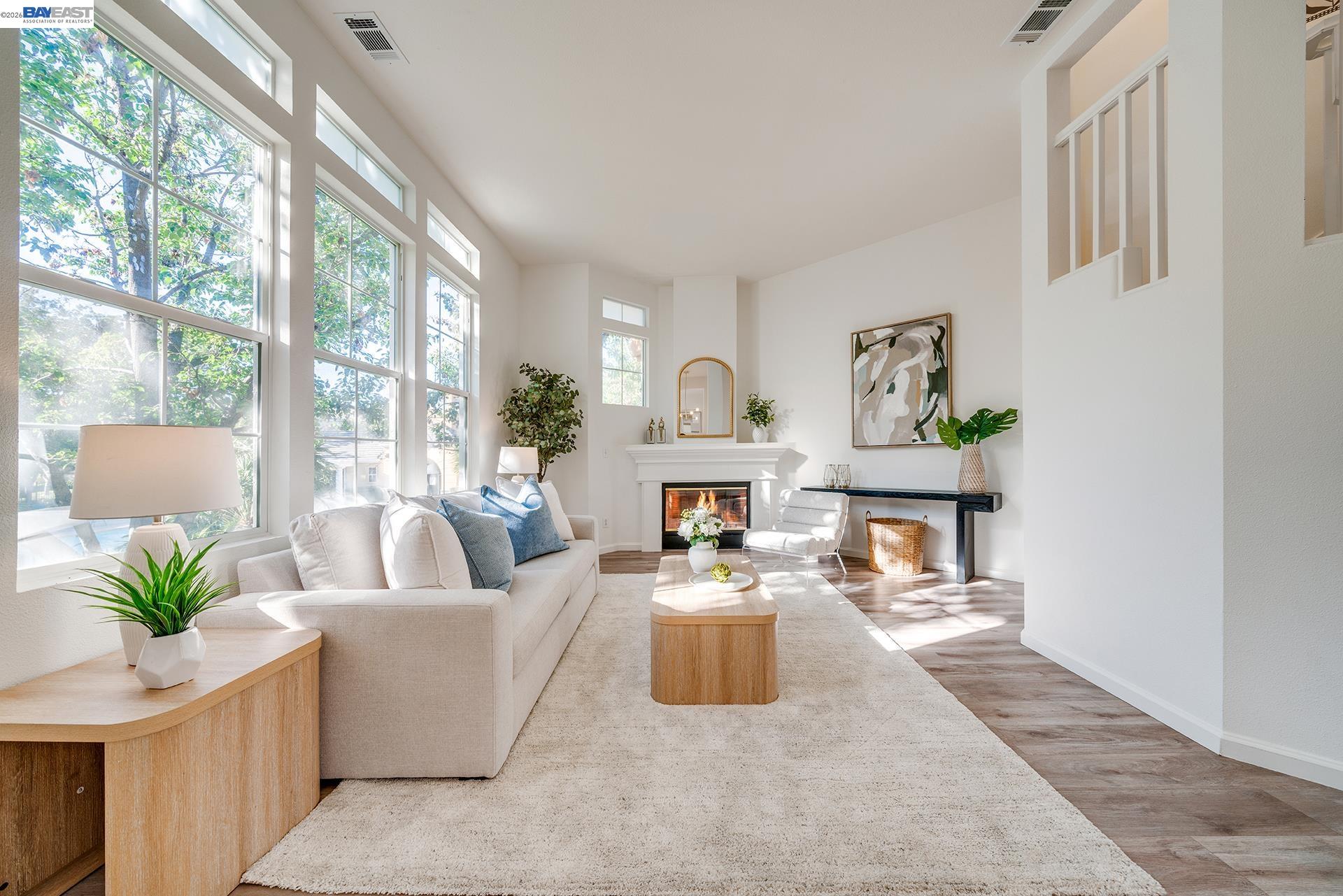 3541 Madison Common