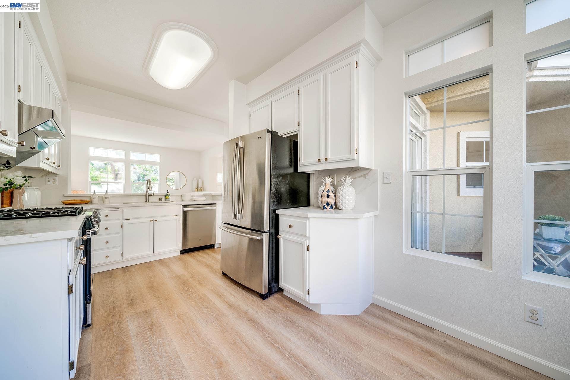 3541 Madison Common