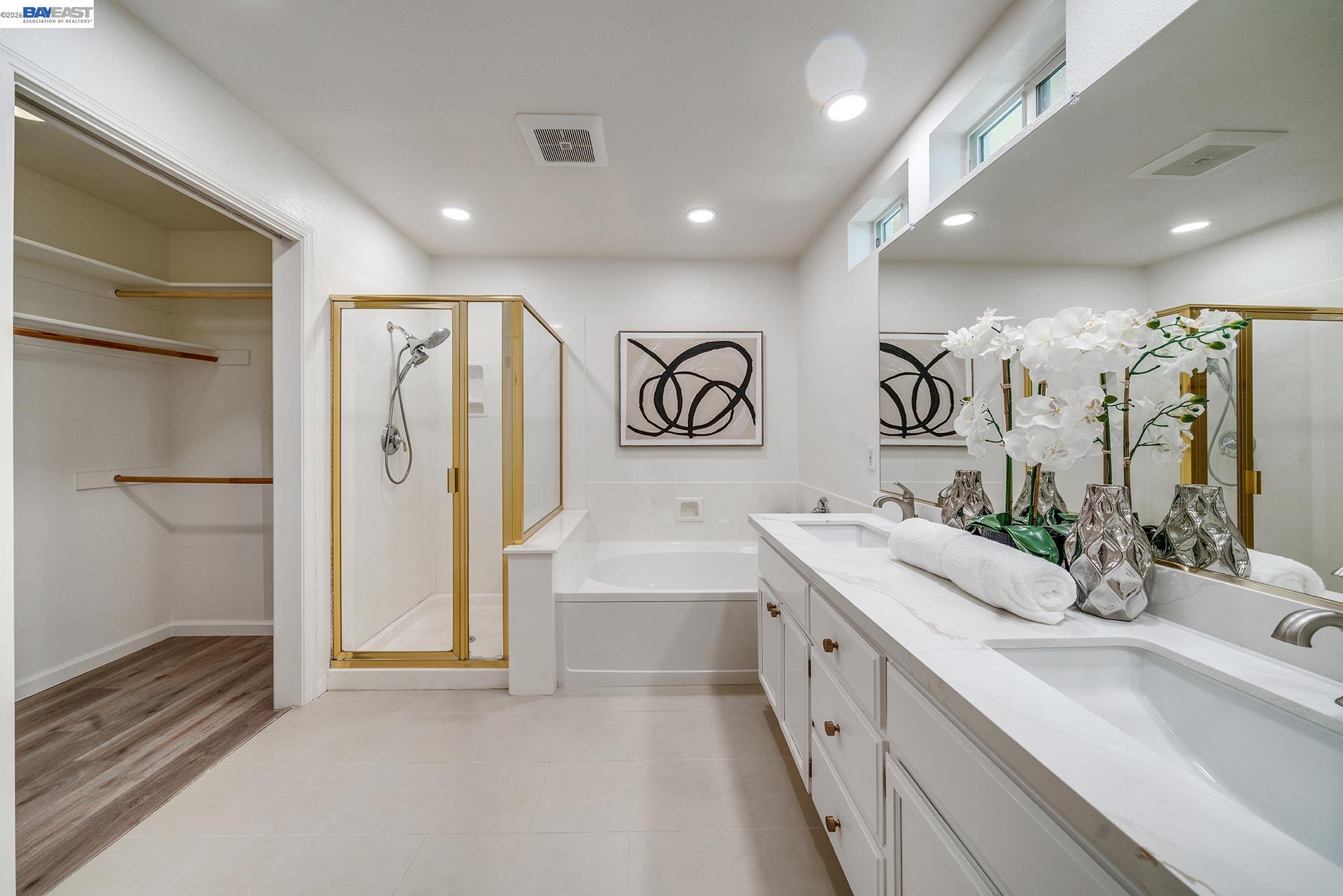 3541 Madison Common