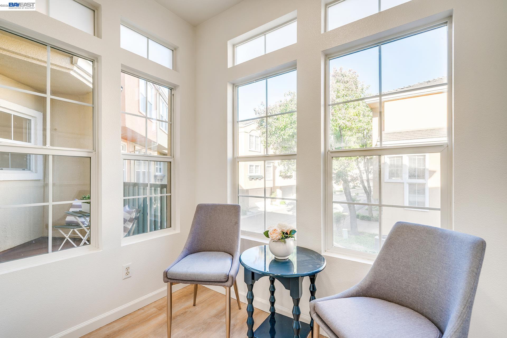 3541 Madison Common