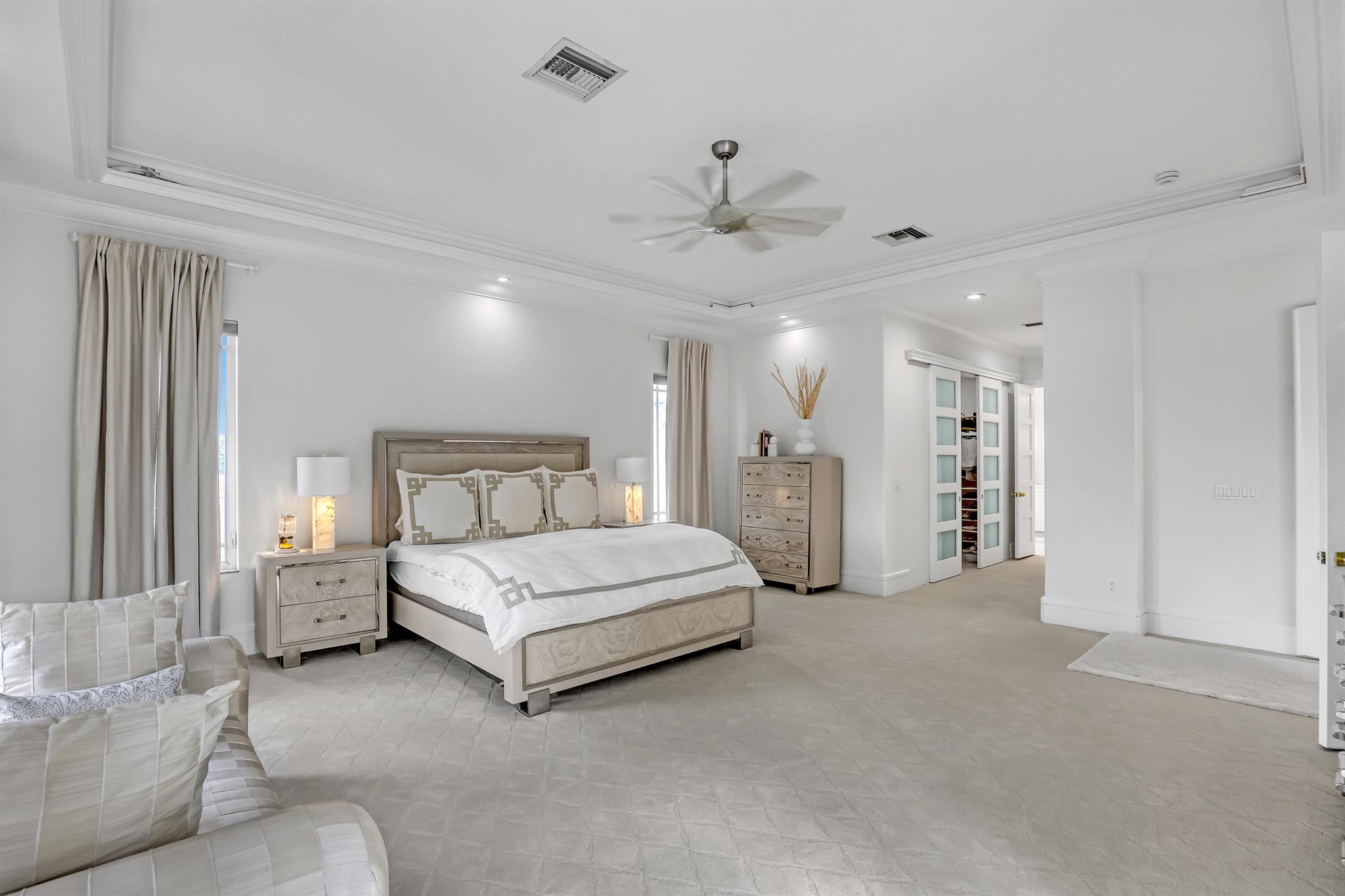 2338 Flamingo Road