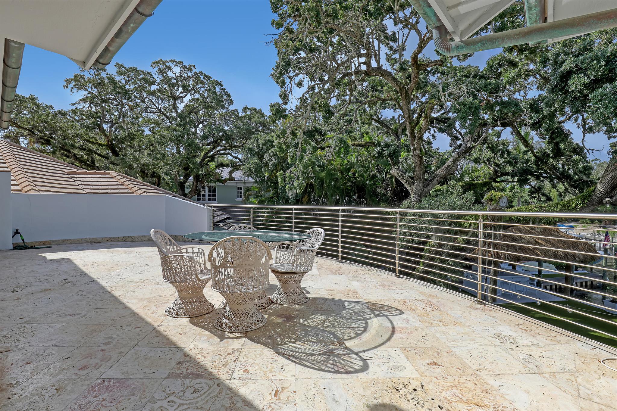 2338 Flamingo Road