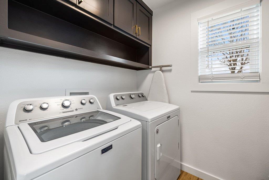 4006 Kings Canyon DR