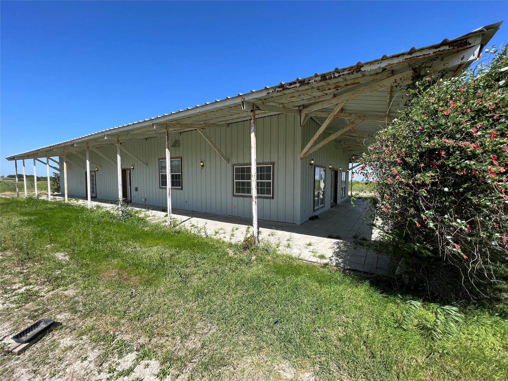 333 County Road 497