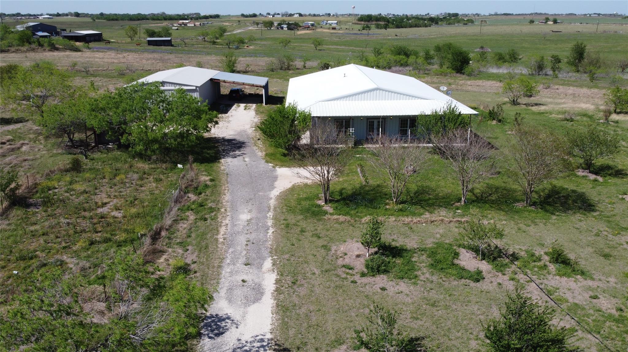 333 County Road 497