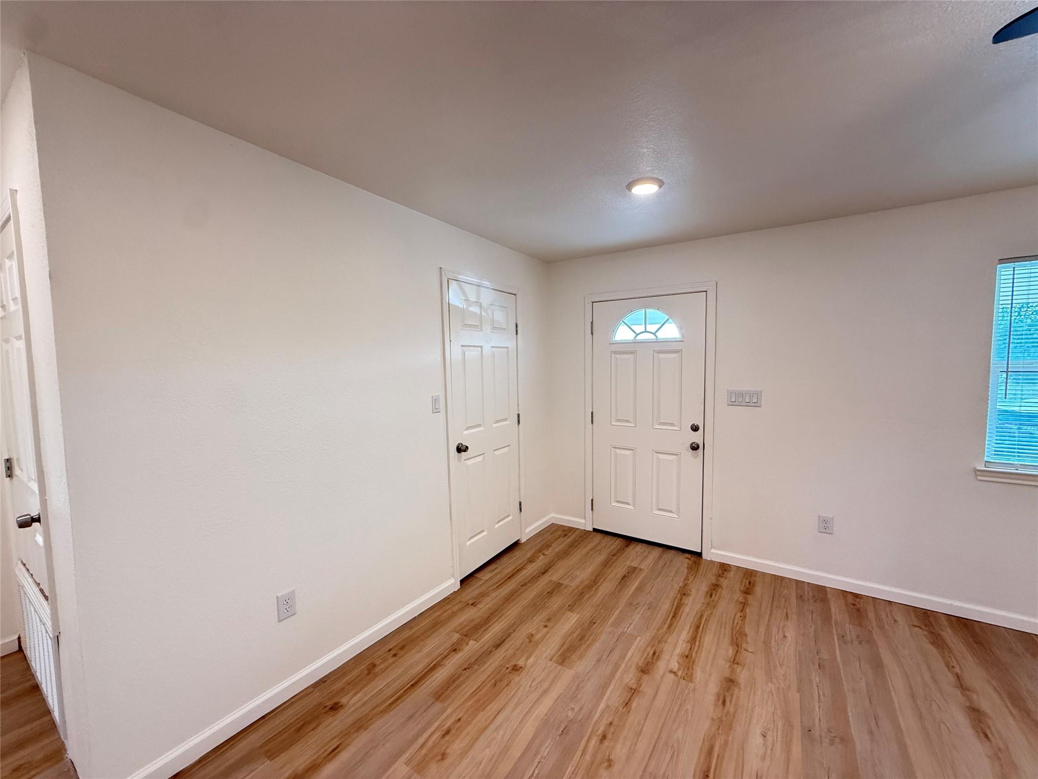 800 OLD THORNDALE RD