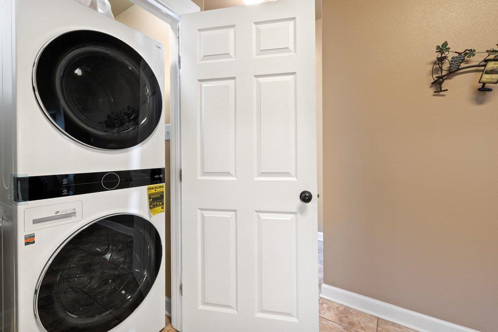 314 and 312 W 3rd ST