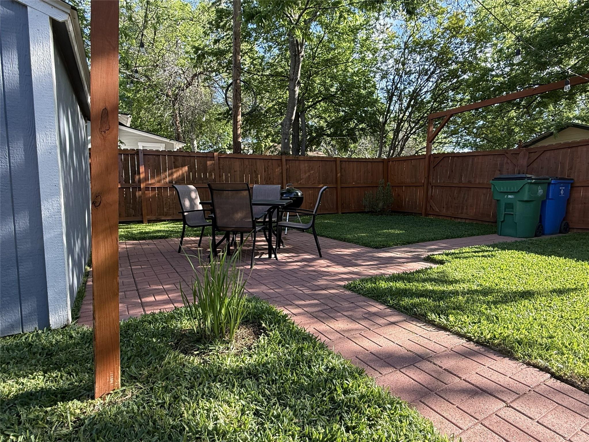 314 and 312 W 3rd ST