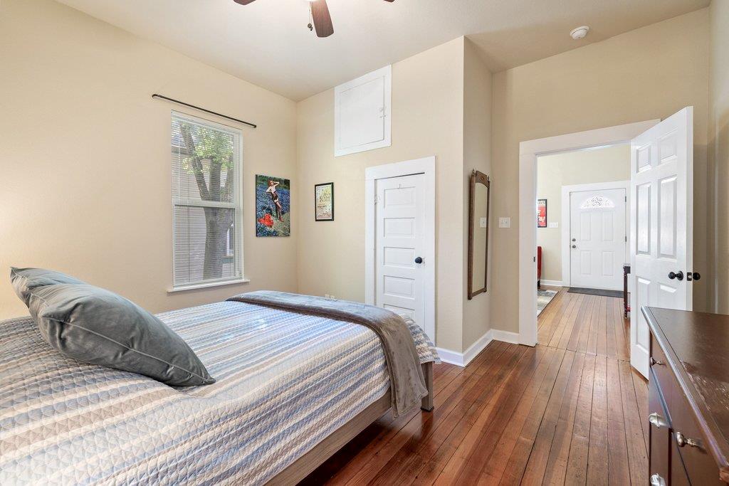 314 and 312 W 3rd ST