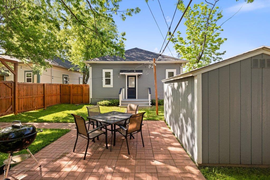 314 and 312 W 3rd ST