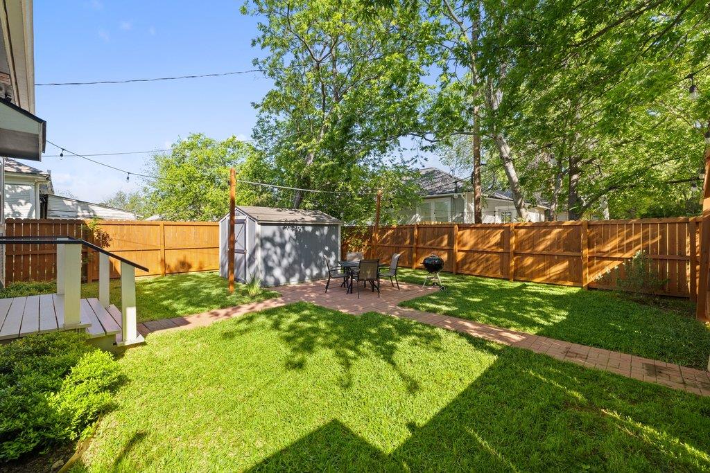 314 W Third ST