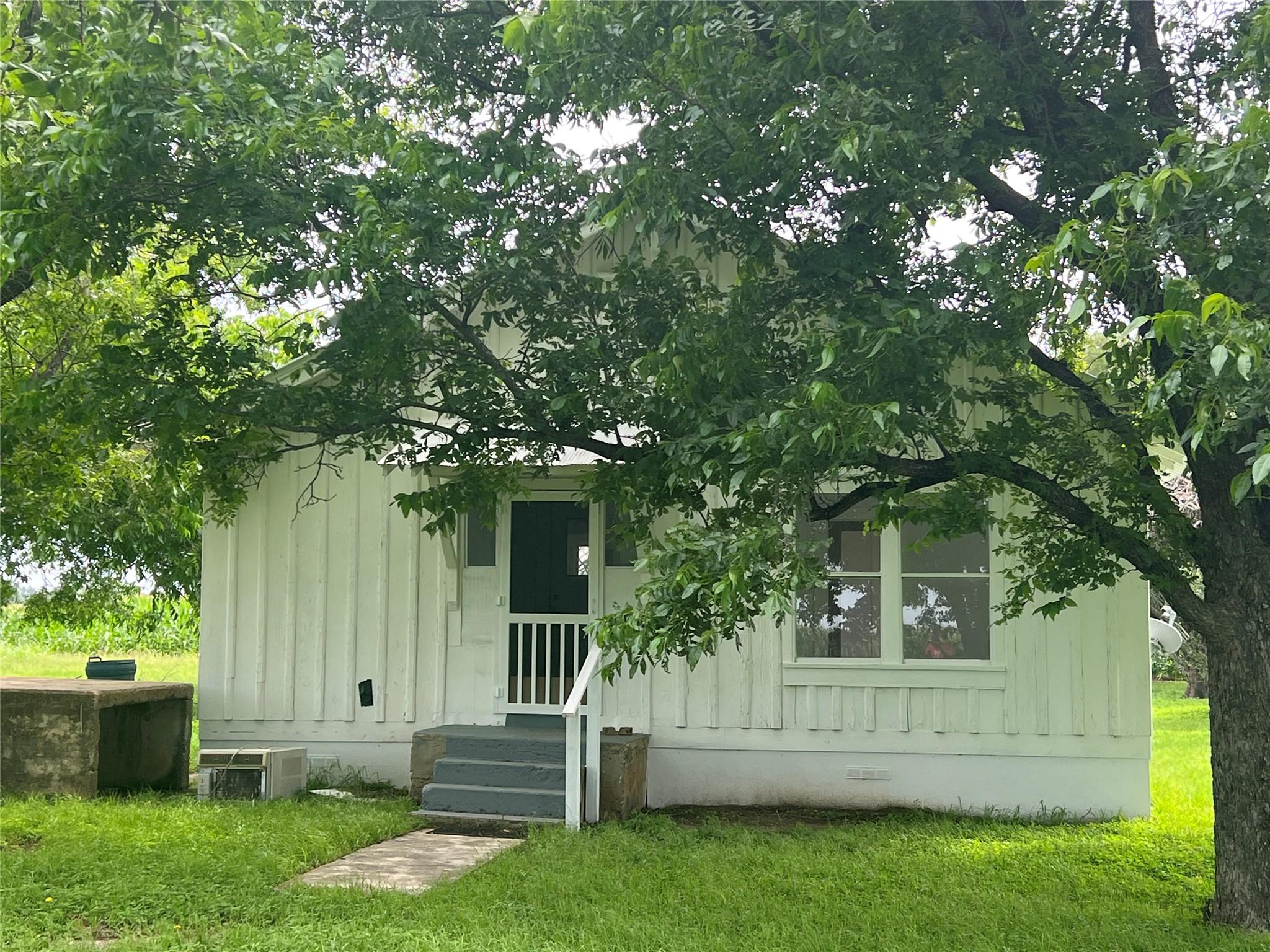 149 Private Road 9400