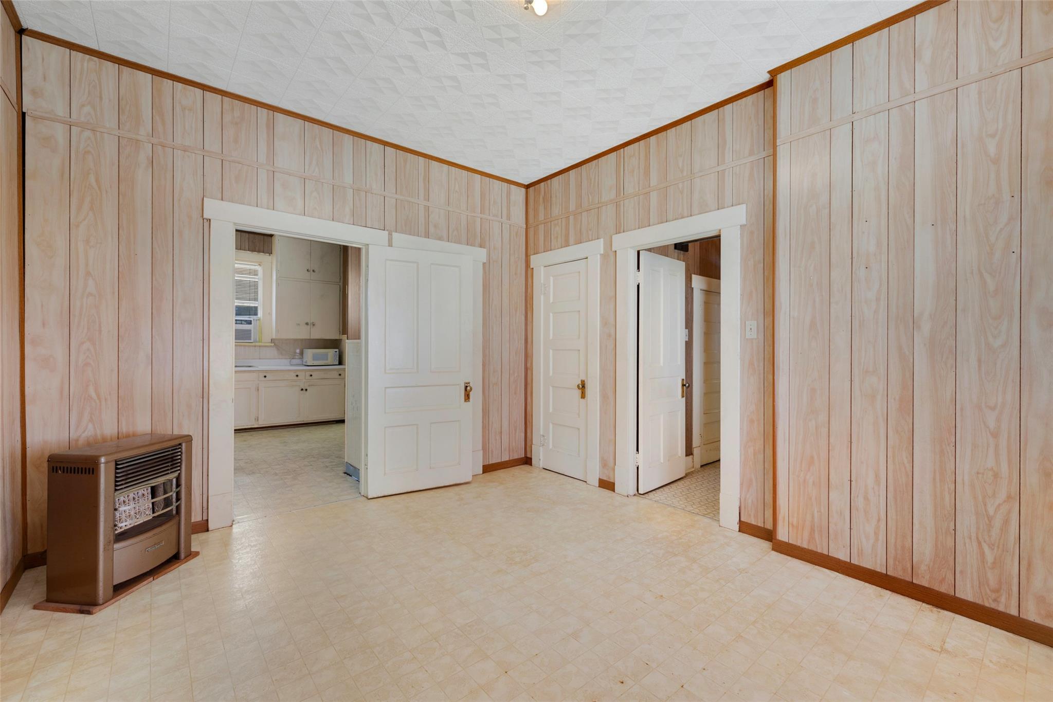 303 Vernon ST