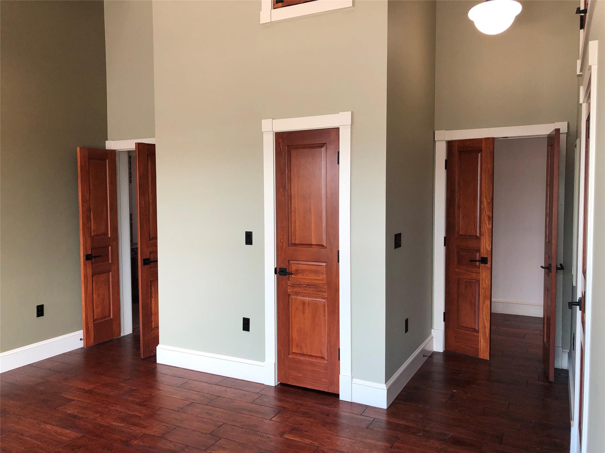 110 W 2nd ST # B Unit: Loft B