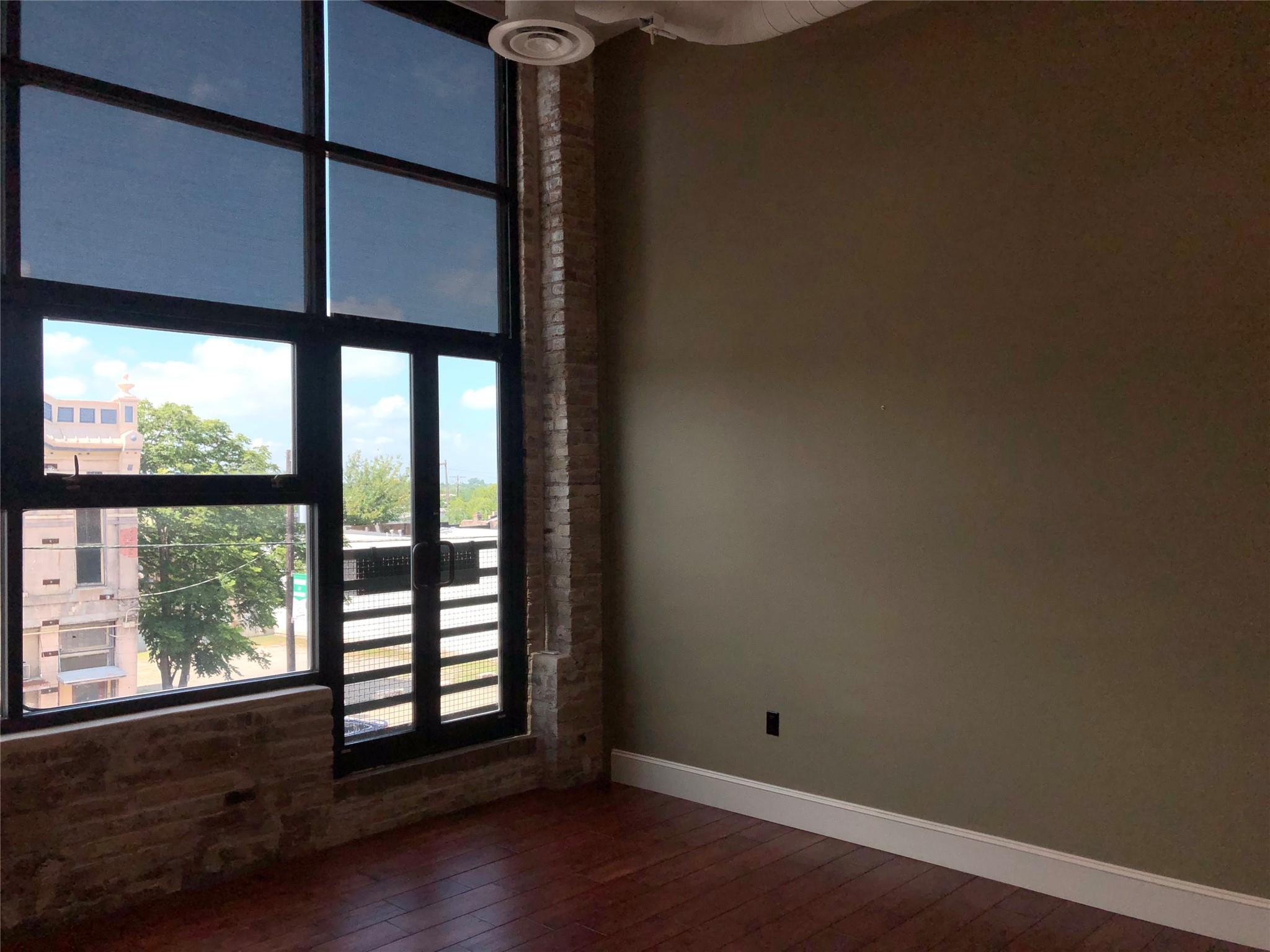 110 W 2nd ST # B Unit: Loft B
