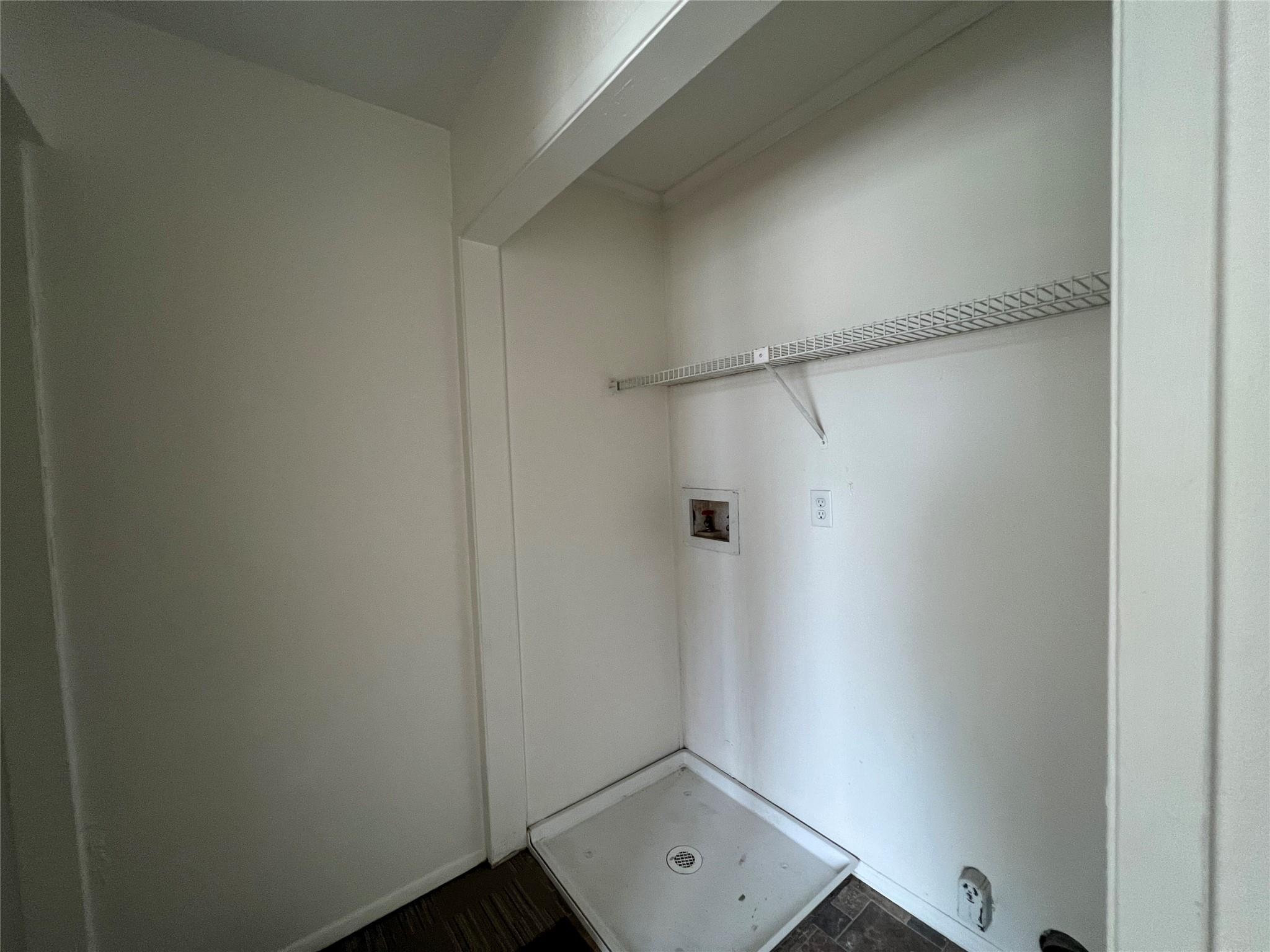 103 E Moerbe ST # B