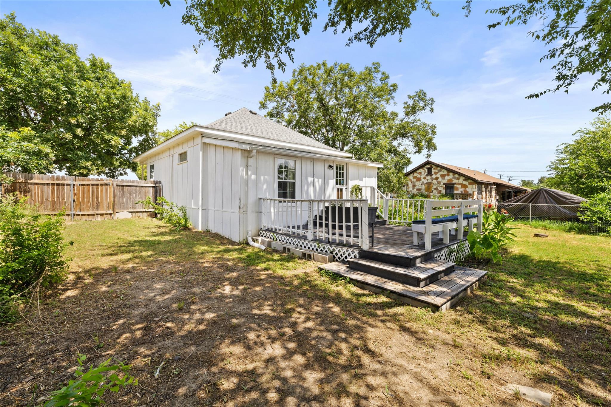 202 Brewster Ave