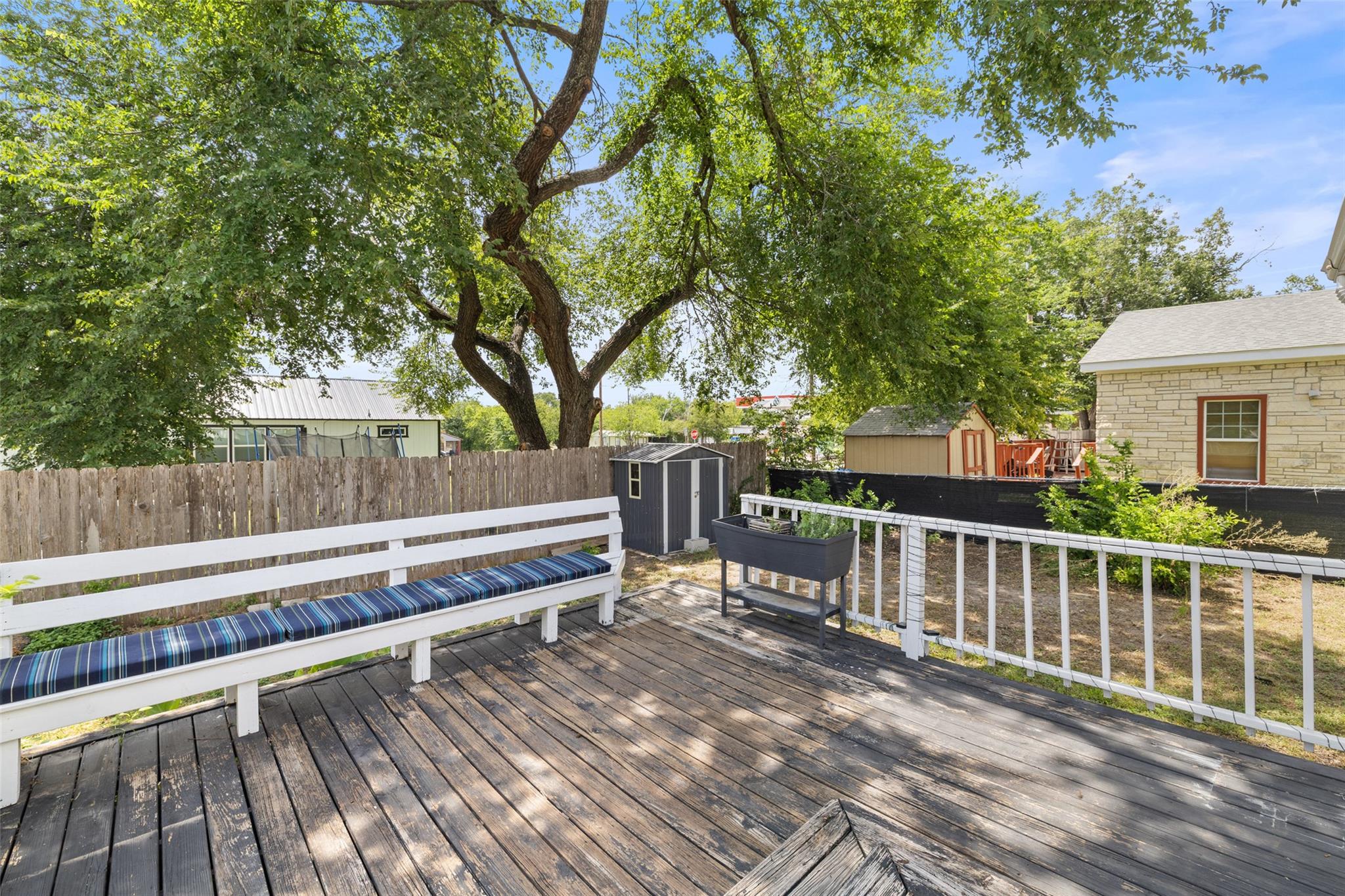 202 Brewster Ave