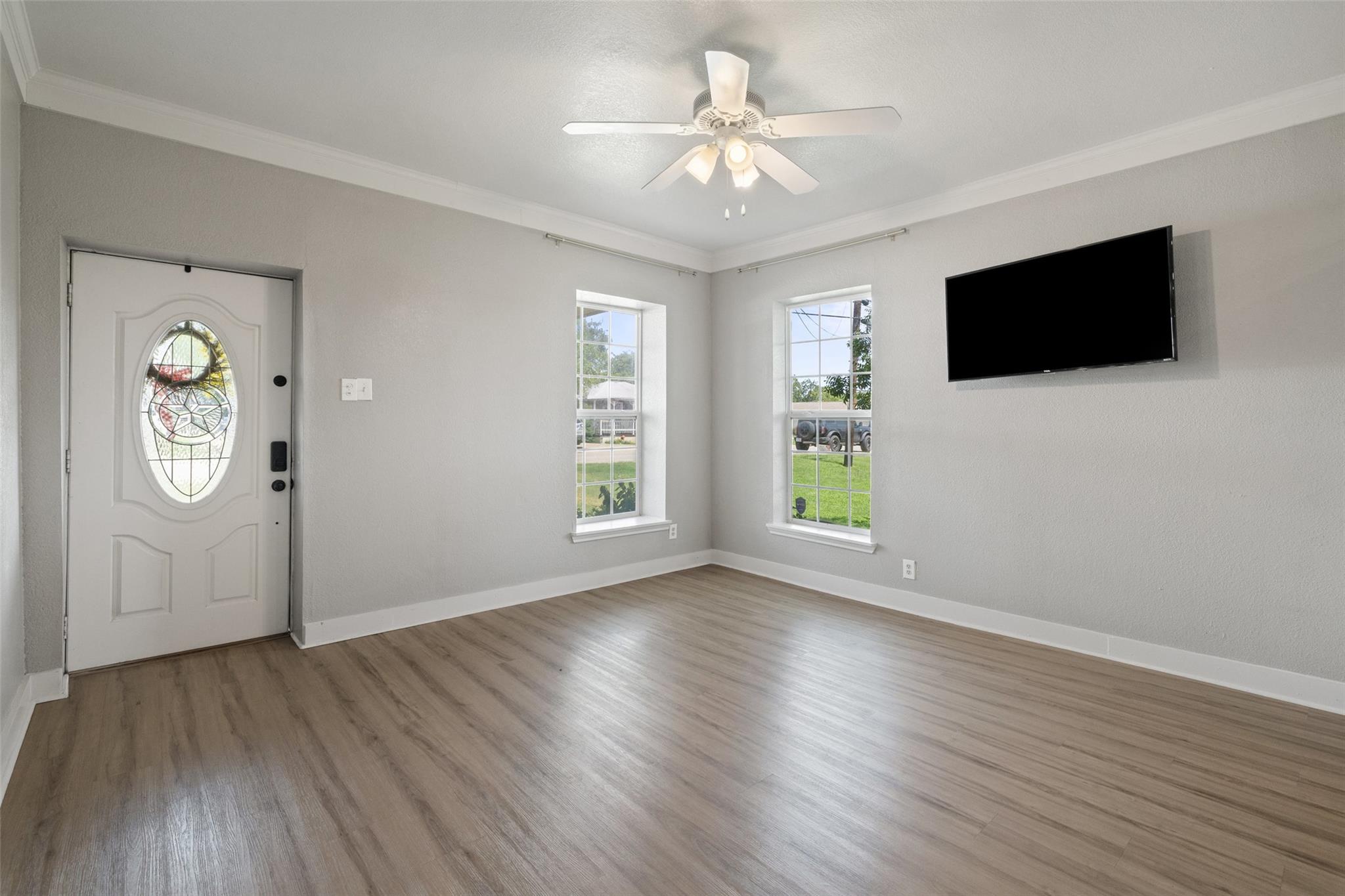 202 Brewster Ave