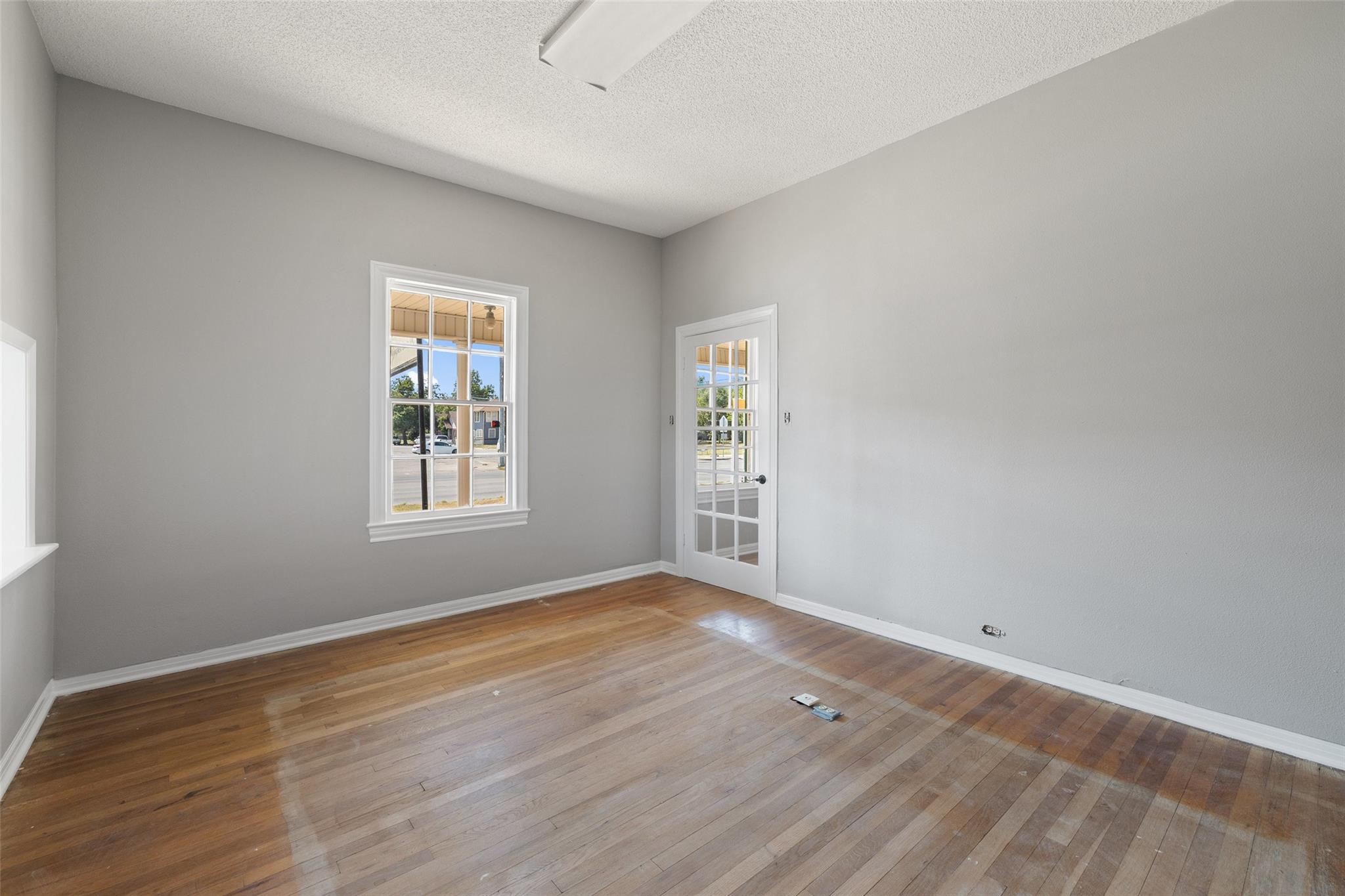 620 N Main ST