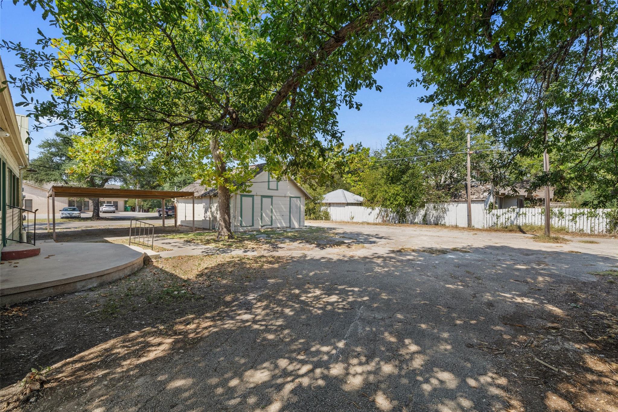 620 N Main ST