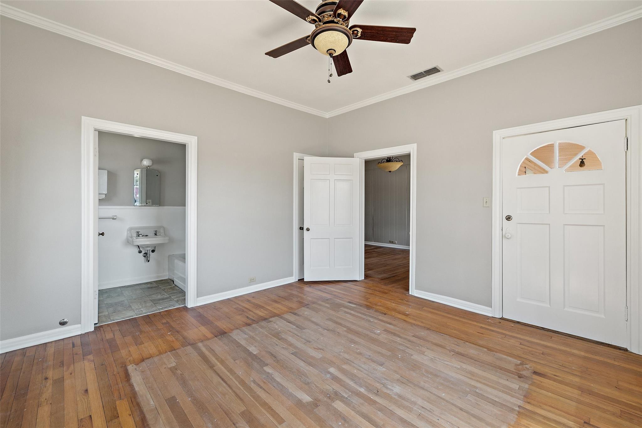 620 N Main ST