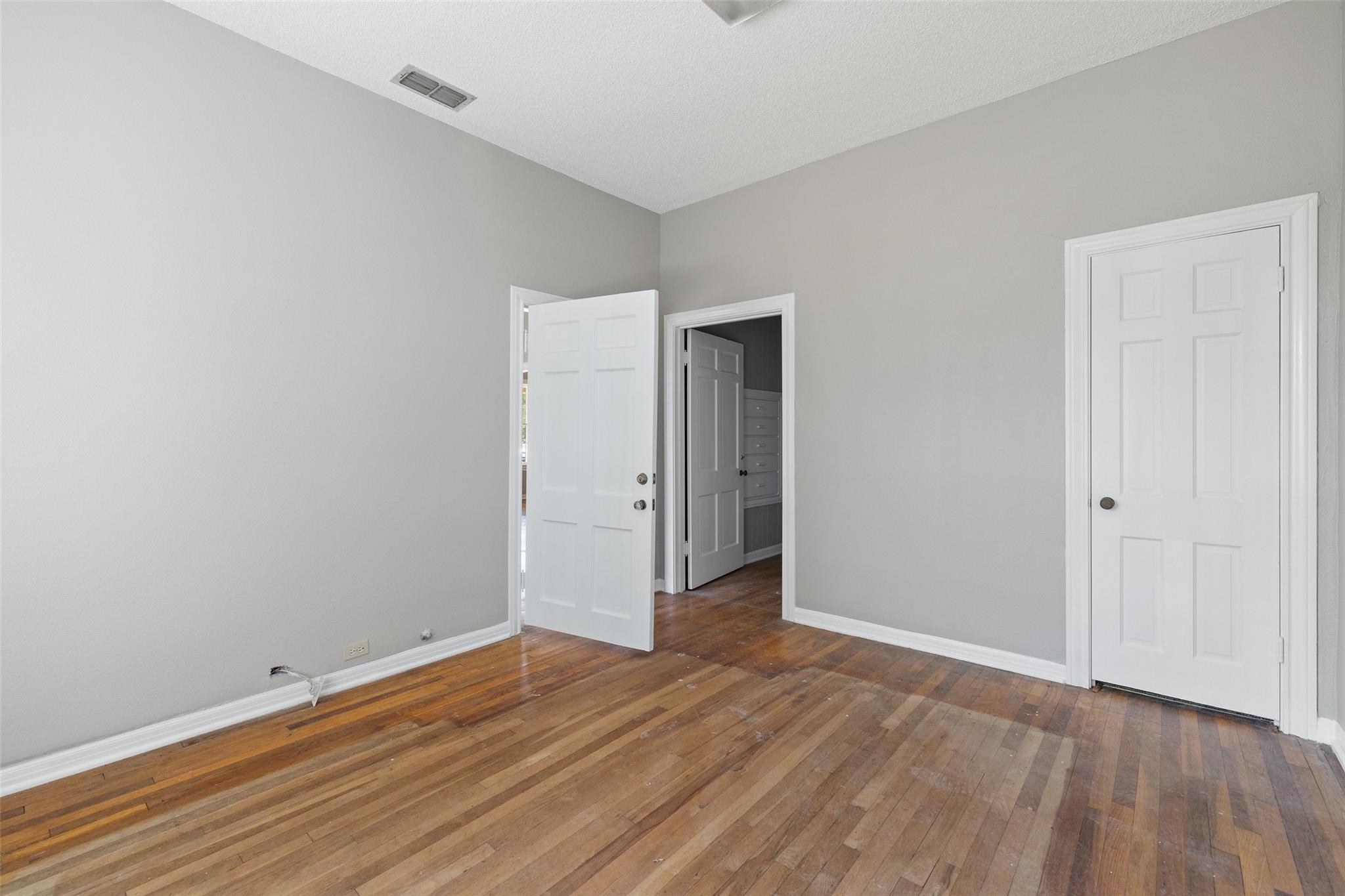 620 N Main ST