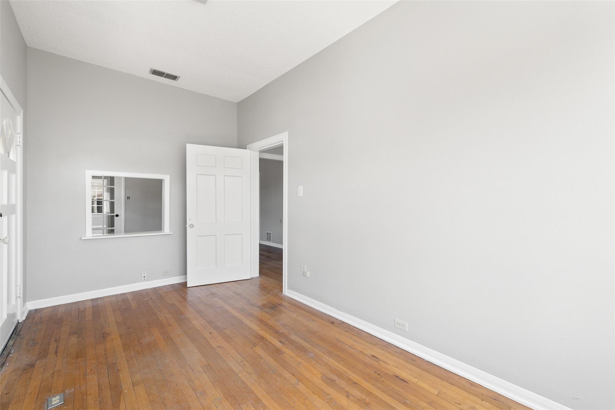620 N Main ST