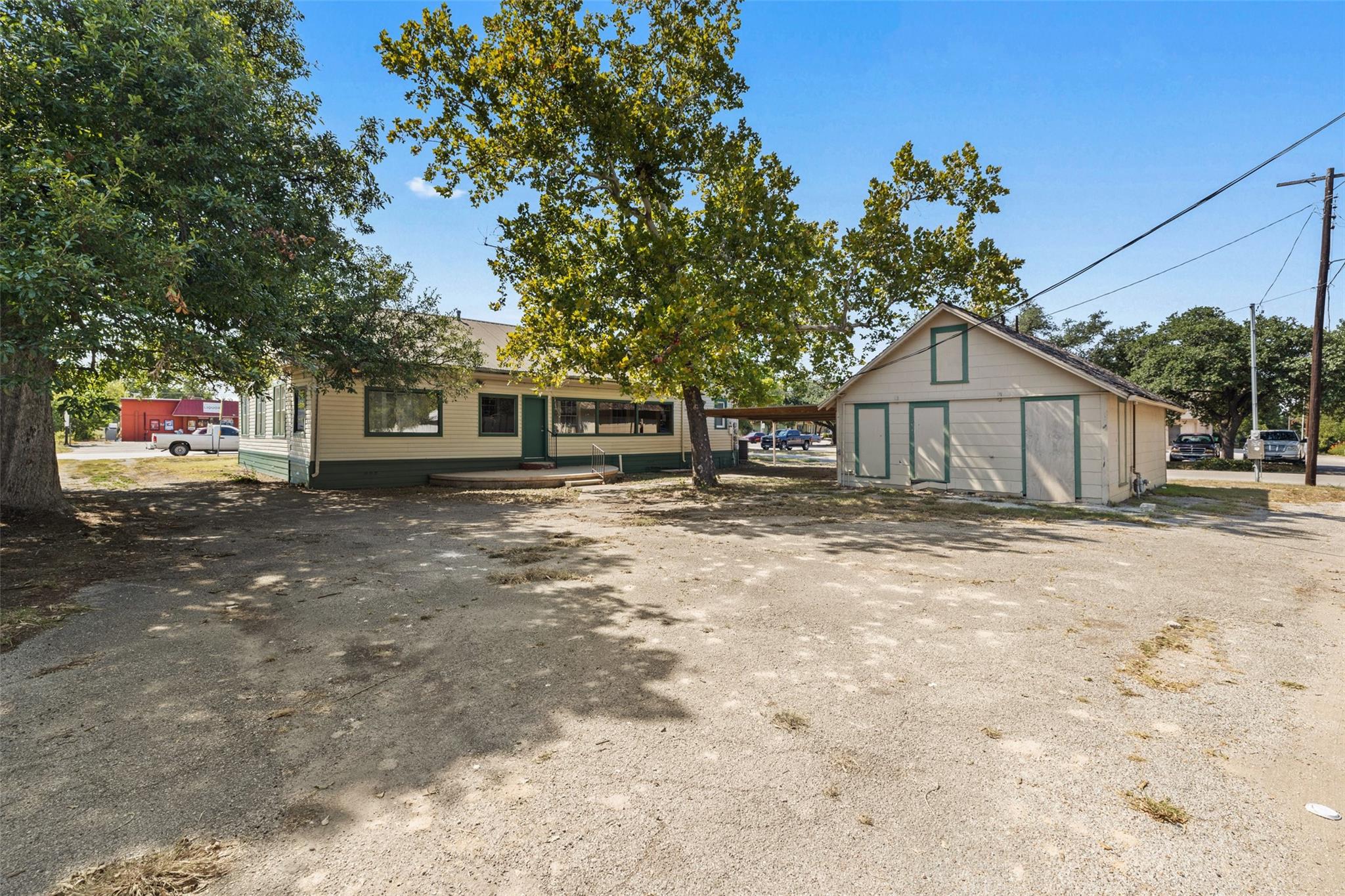 620 N Main ST