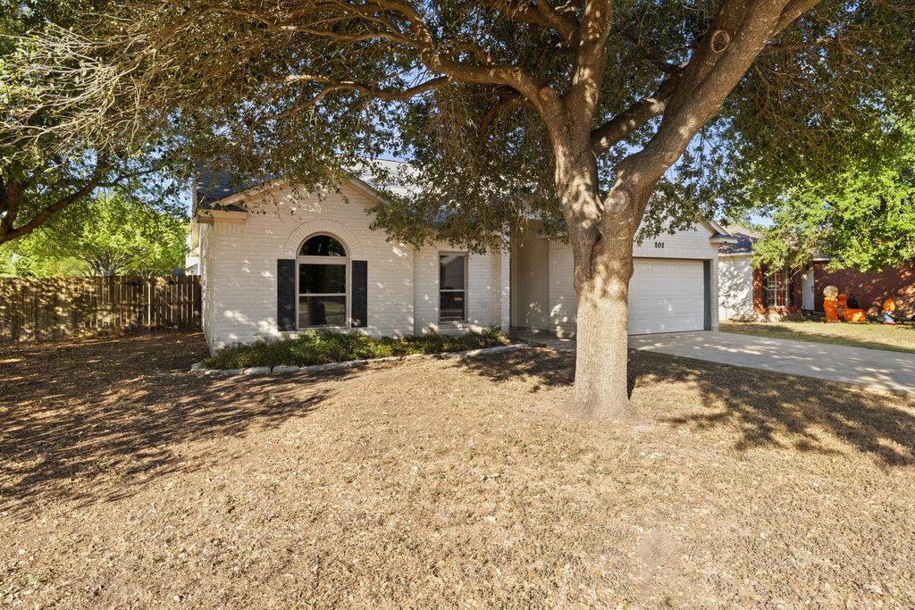 101 Bluejay CV, Hutto