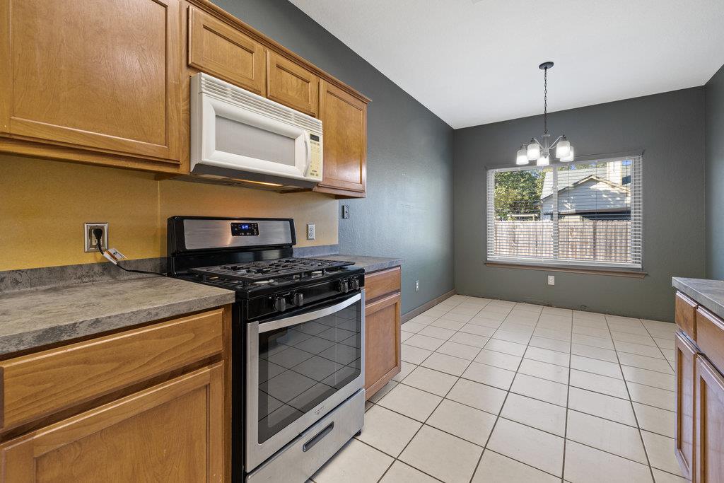101 Bluejay CV, Hutto