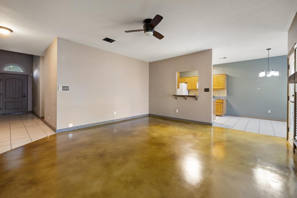 101 Bluejay CV, Hutto
