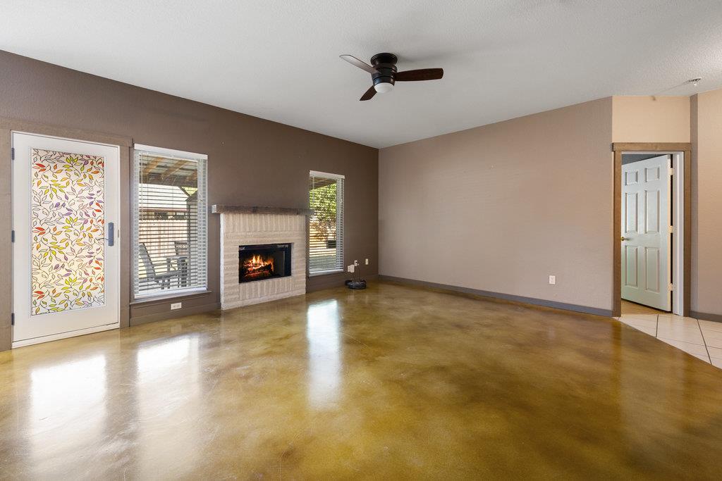 101 Bluejay CV, Hutto