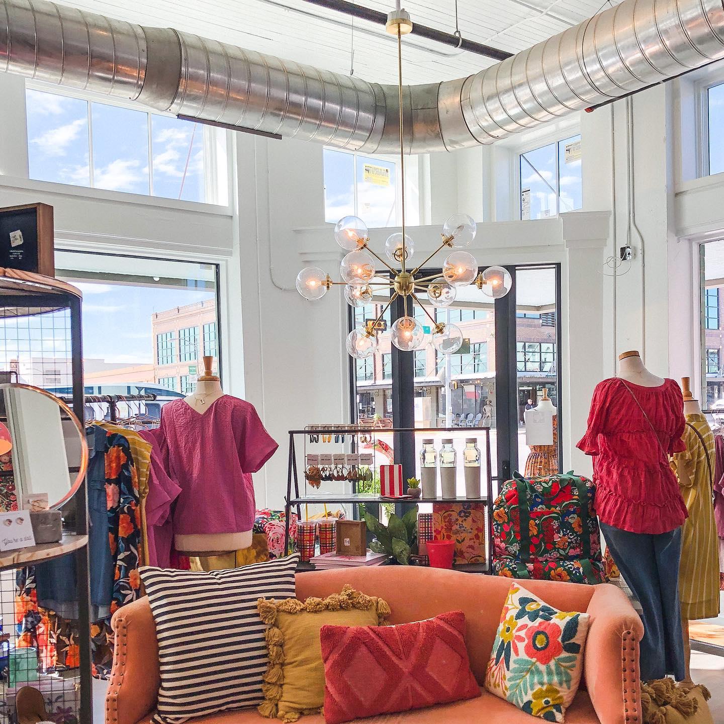100 E 2nd ST