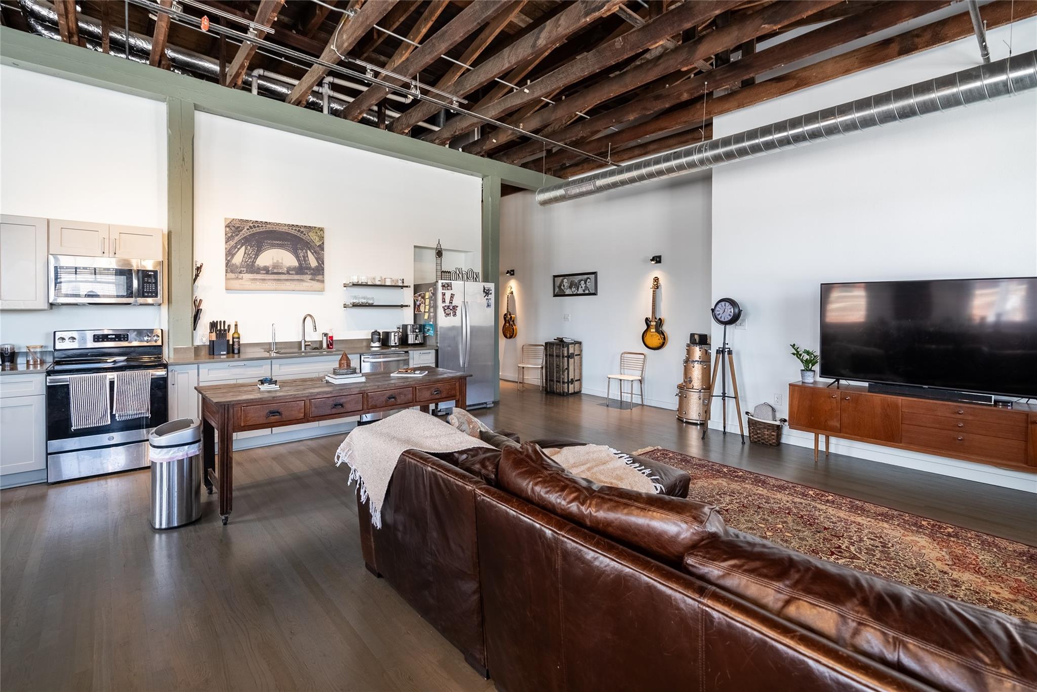 102 E Second ST # 201