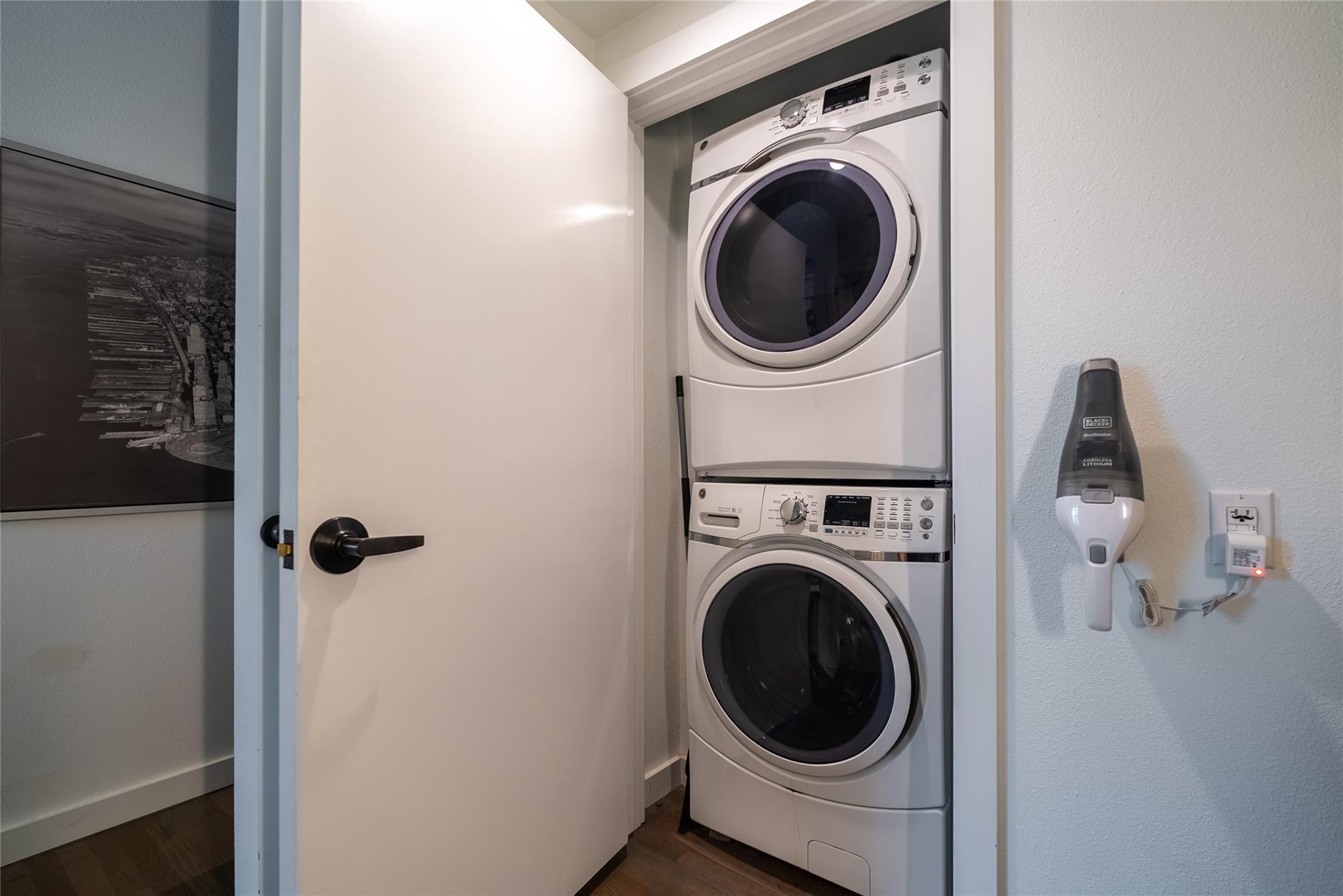 102 E Second ST # 201