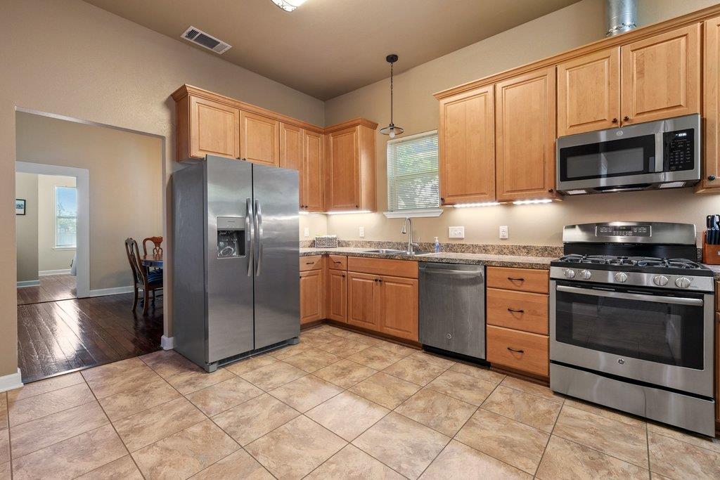 314 and 312 W 3rd ST