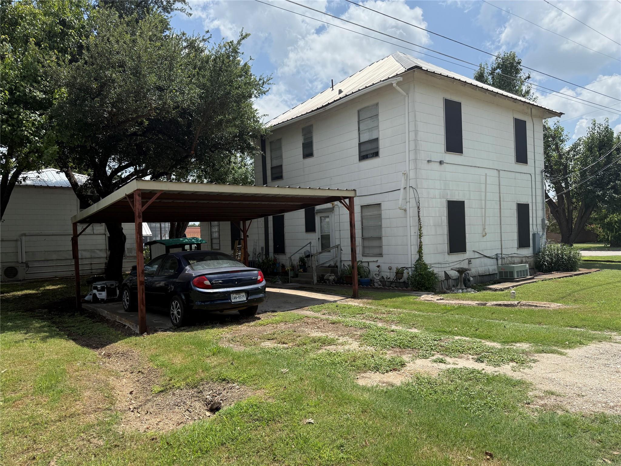 100 N 1st ST