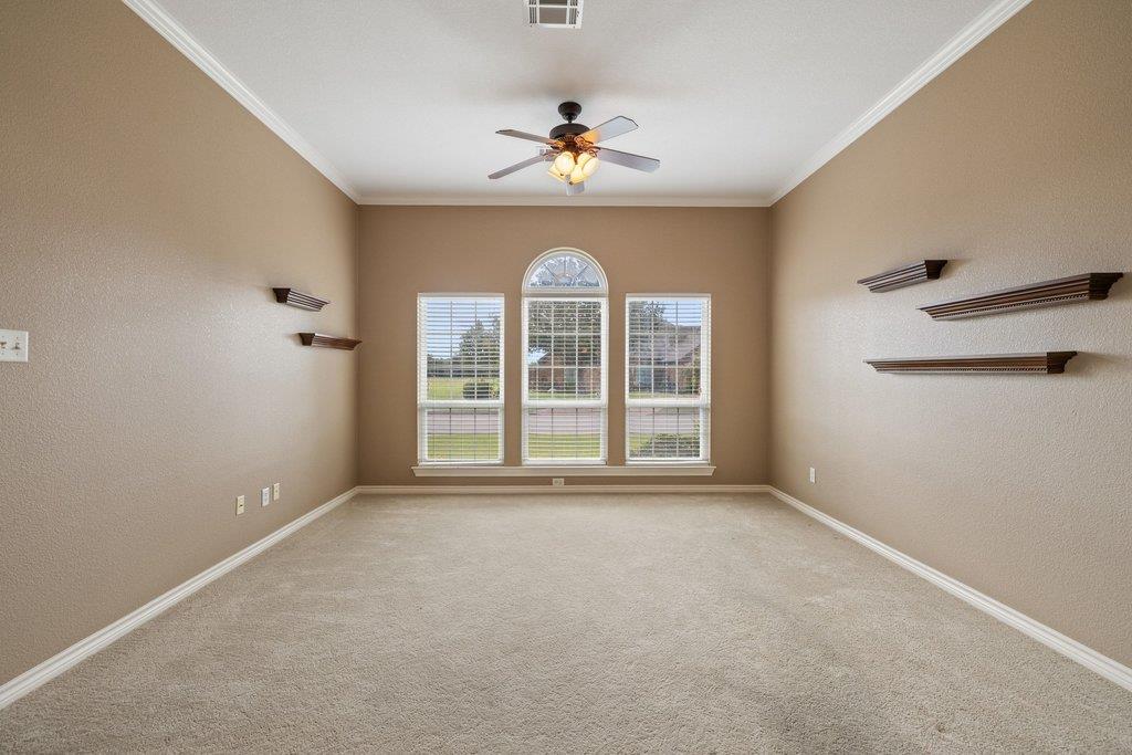 100 Davis CT