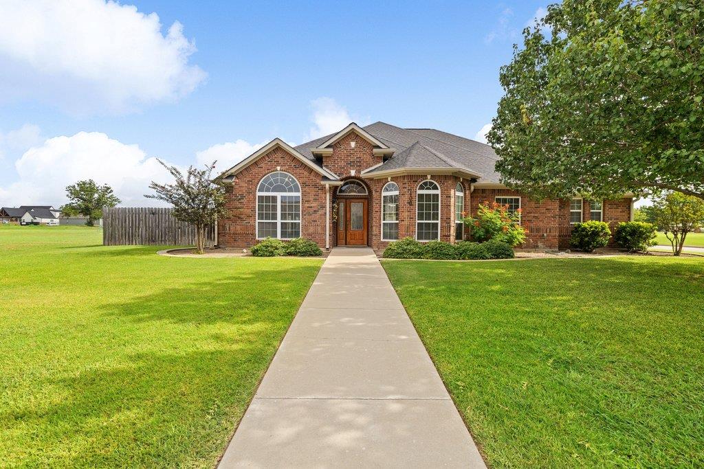 100 Davis CT