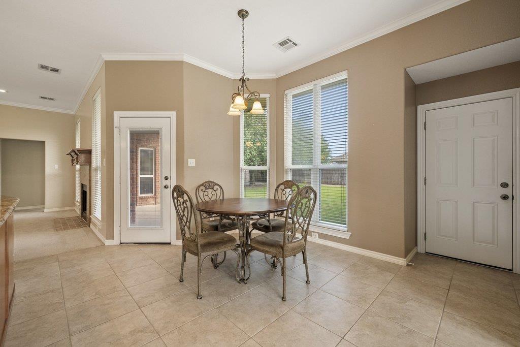 100 Davis CT