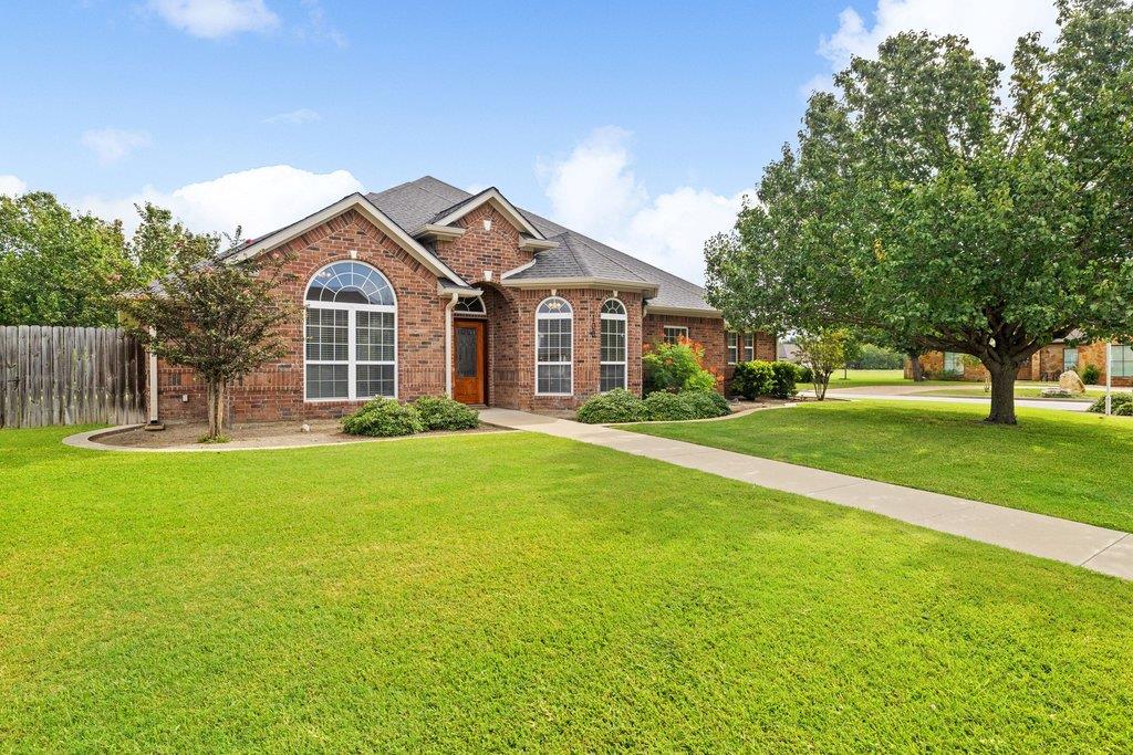 100 Davis CT